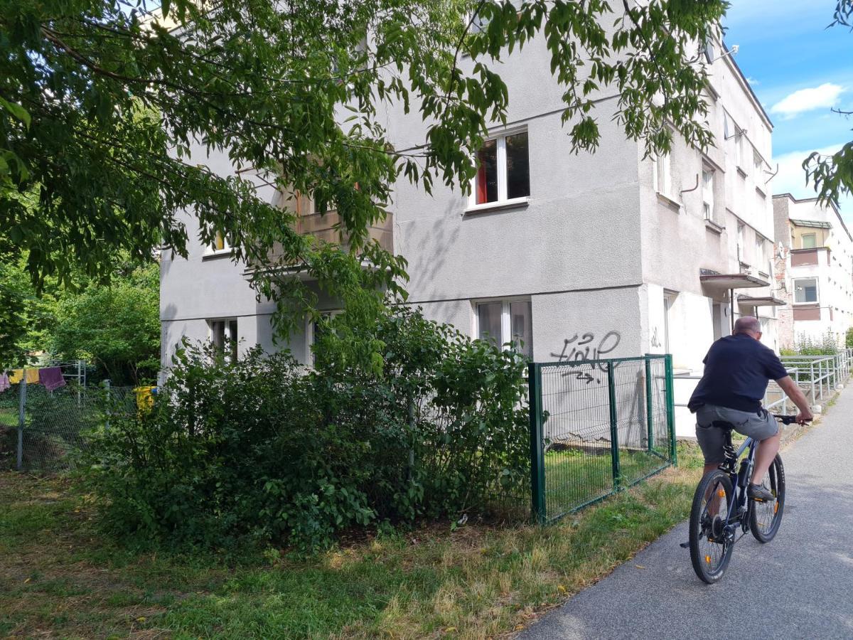 Apartament Kraszewskiego - Retro, Blisko Starowki, Kolo Parku, Ogrod Dla Gosci, Rowery Free Торунь Екстер'єр фото